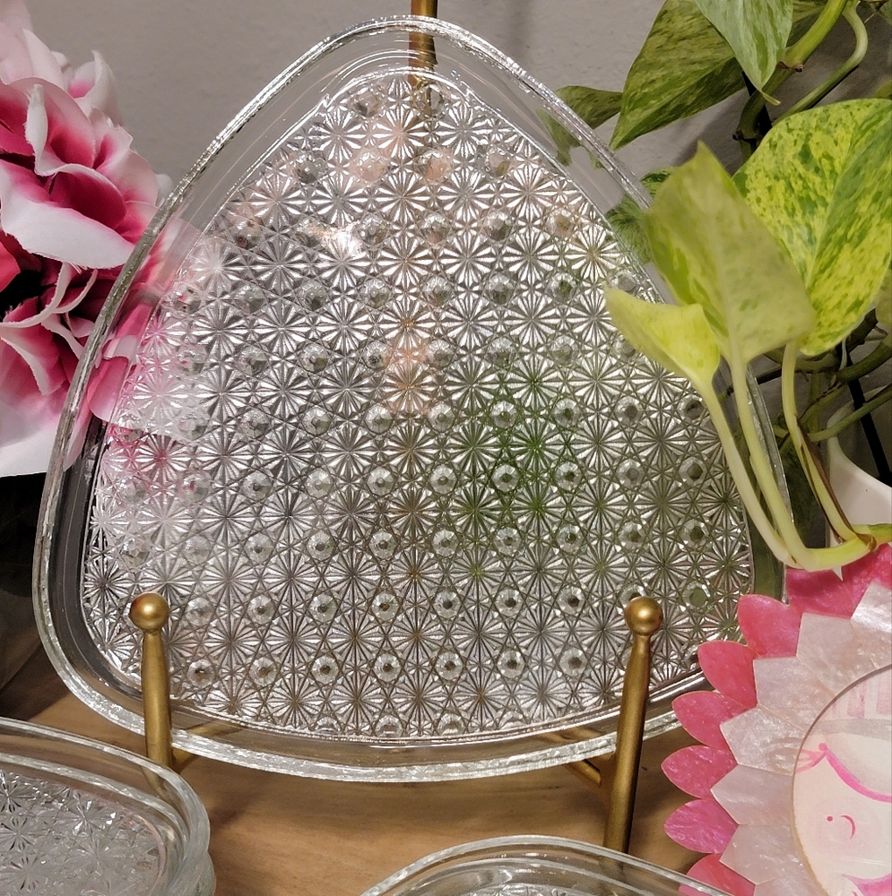 MCM Ten Daisy & Button Glass Triangle Plate Sets